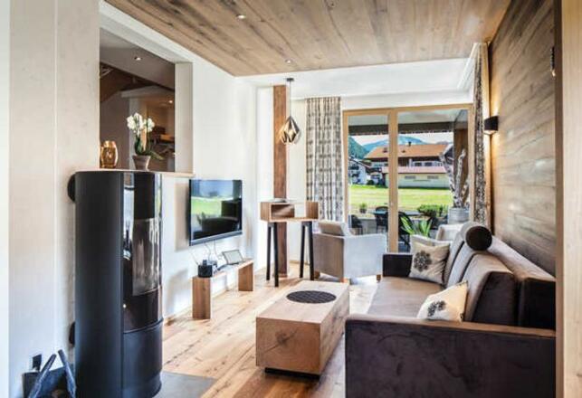 Wohnzimmer mit Kaminofen