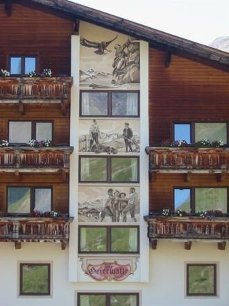 Geierwallihof-Rückseite