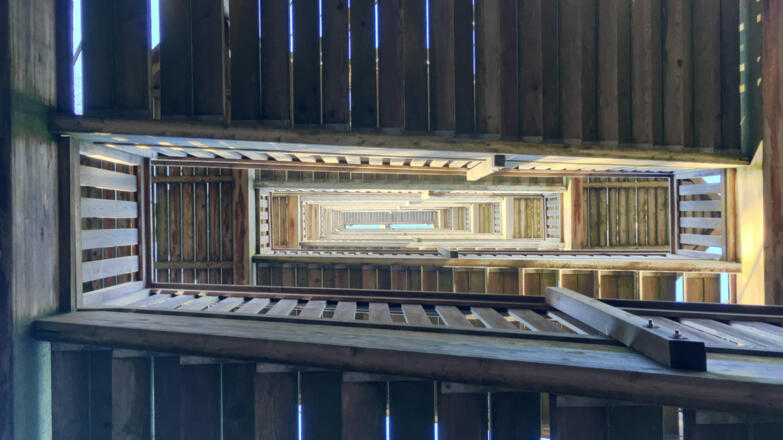 Göblbergwarte: 215 Stufen führen dich auf die Aussichtsplattform in 35 m Höhe