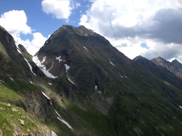 Blick vom Weg Nr. 702A zur Gollingscharte und zum Hochgolling