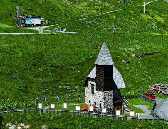 Bergsteigerkapelle Sommer mit Bilder