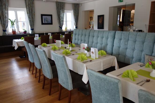 Maks Grill &amp; Restaurant