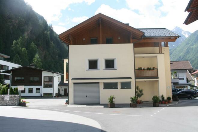 Apart Auer-Groinig 2