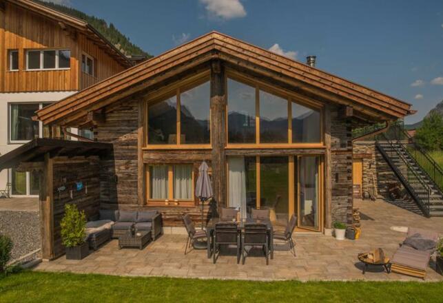 Käthe´s Lodge im Sommer mit eigenem Garten