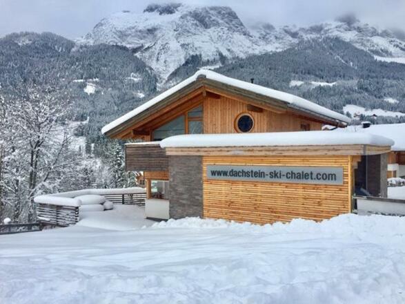 Dachstein Ski Chalet im Winter