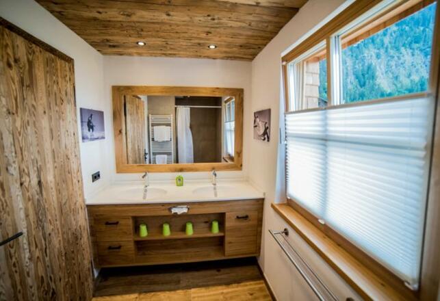 Bad in Felixe´s Lodge