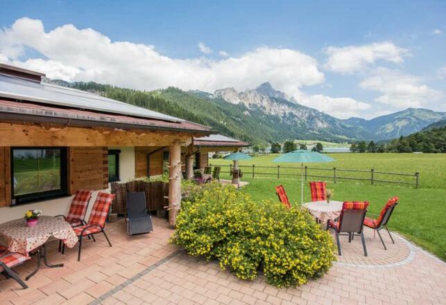 Blick aus dem Chalet im Almdorf Tirol