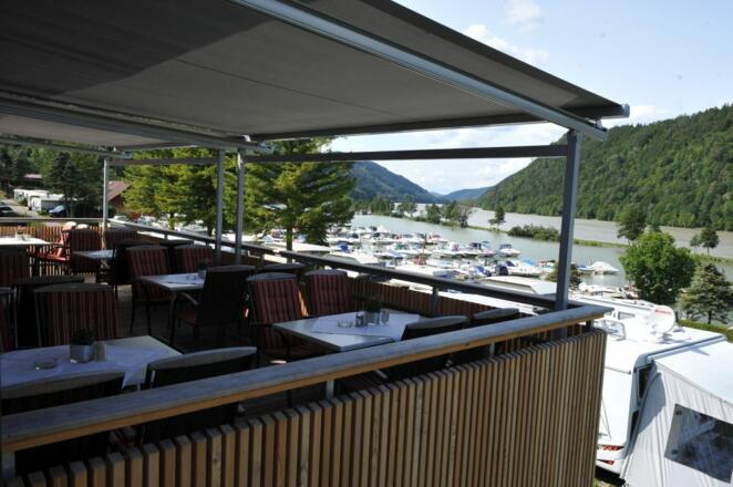 Freizeitanlage Schlögen, Terrasse