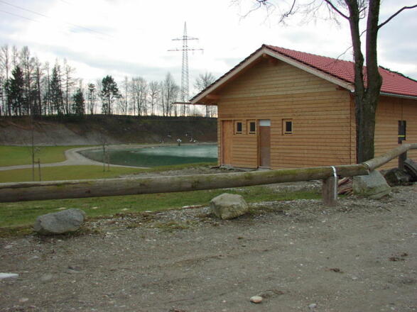 Wasserwachtshütte am Kettenhammer Weiher