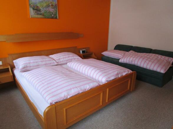 Ferienwohnung Lavendel - Schlafzimmer (Bild 2)