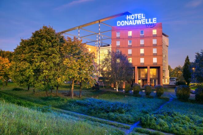 Hotel Donauwelle Linz Außenansicht