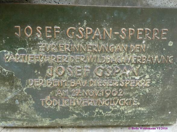 Gedenktafel an der Geschiebesperre