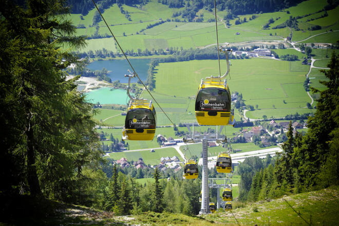 Die Sonnenbahn führt dich unterhalb der Speiereckhütte auf den Grosseck