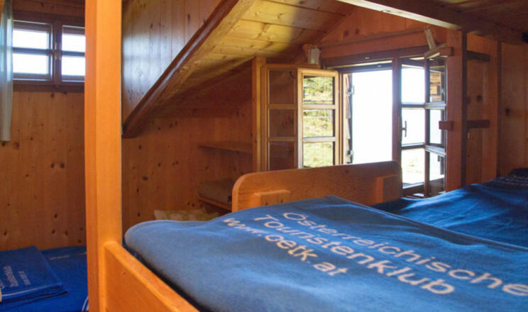 Übernachtungsmöglichkeit für zwei Dutzend Gäste