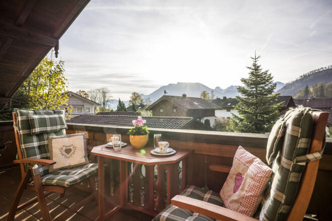 Balkon mit Sitzgelegenheit