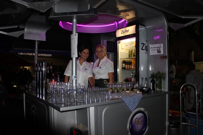 Strondl Catering - mobile Bar für Feste