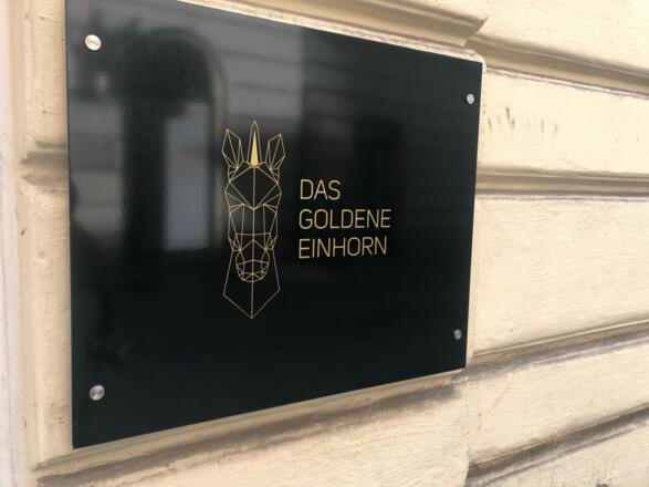 DaGoldenEinhorn