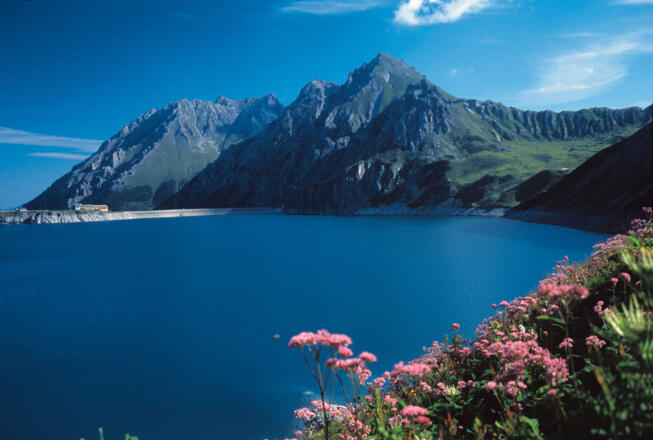 Lünersee, Blick auf Douglashütte
