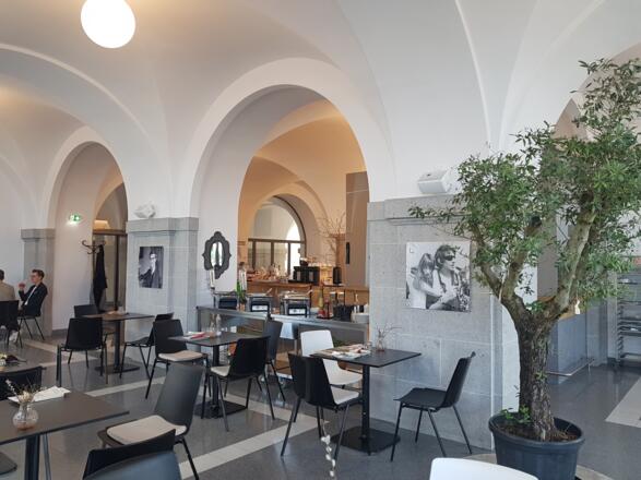 Cafeteria Frederic_TK