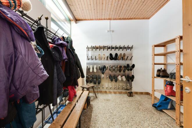 Haus Gufl, Schuhabstellraum