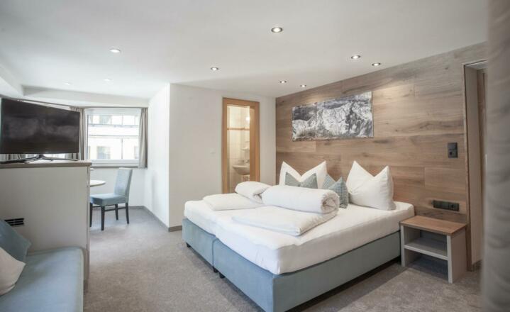 Doppel bzw. Dreibettzimmer