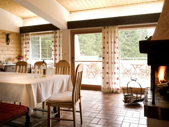 Haus Gufl, Bergzimmer, Kaminzimmer