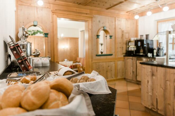 Frühstücksbuffet_low-3