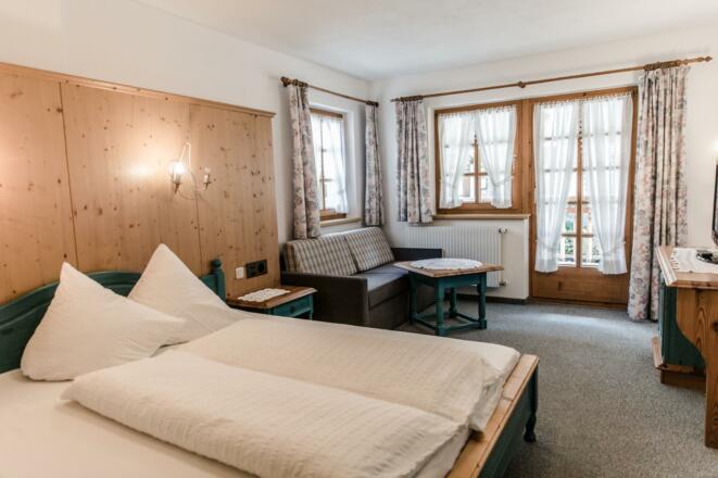 Zimmer mit Schlafsofa