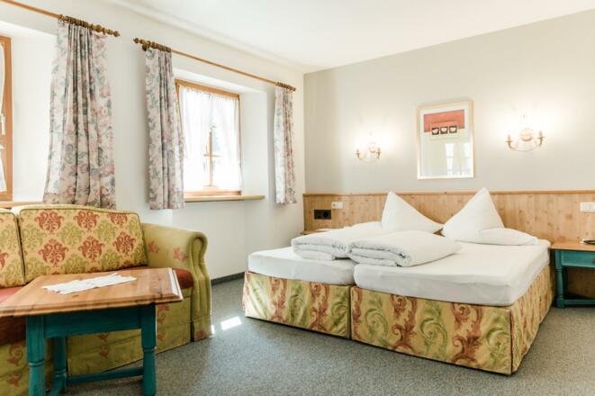 Zimmer mit Schlafsofa