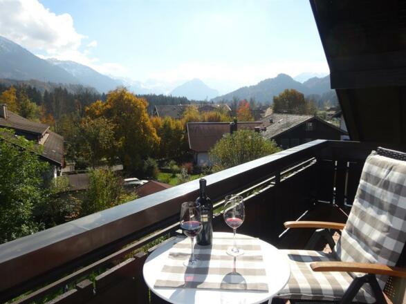Ostbalkon mit Bergblick - Fewo 4 &amp; 5