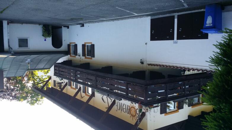 Alpenstr. -  Parkplätze