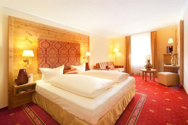 De Luxe Residenz Schlafraum mit Deko