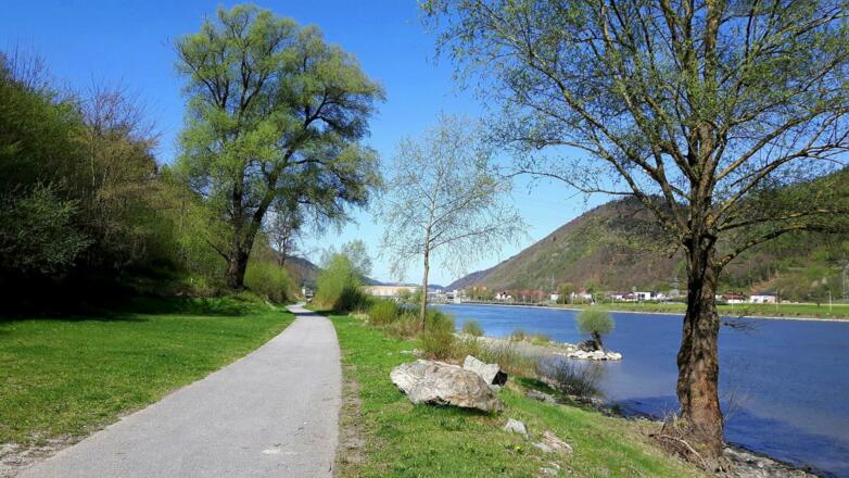 Campingplatz - Stellplätze nicht eingezäunt