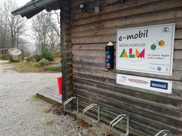 e-mobil bei der Ruine Ruttenstein