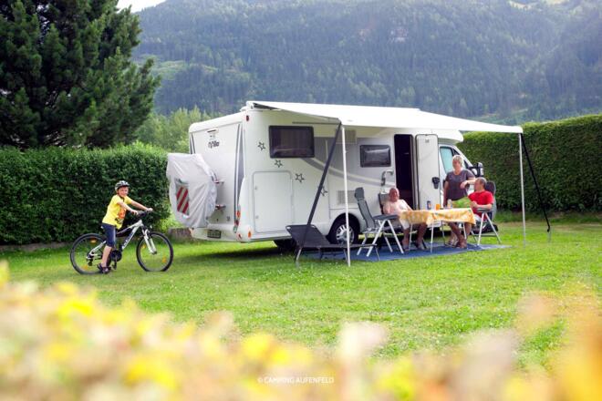 Urlaub am Camping Aufenfeld im Zillertal - Campingplatz