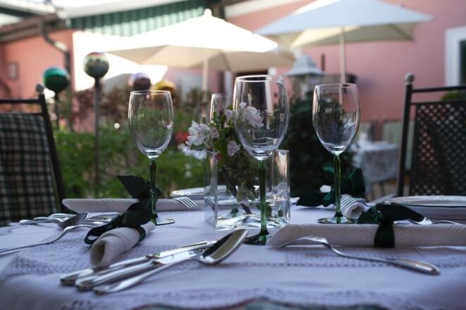 Gastgarten im Innenhof