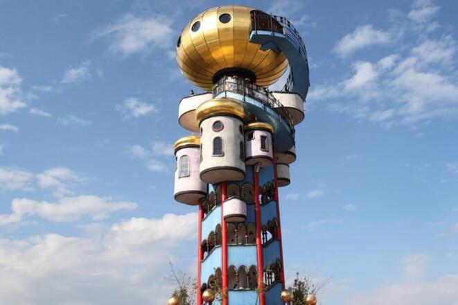 Kuchlbauer Turm nach Friedensreich Hundertwasser in Abensberg