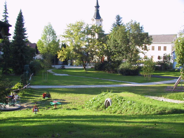 Dorf- und Spielplatz Dörnbach