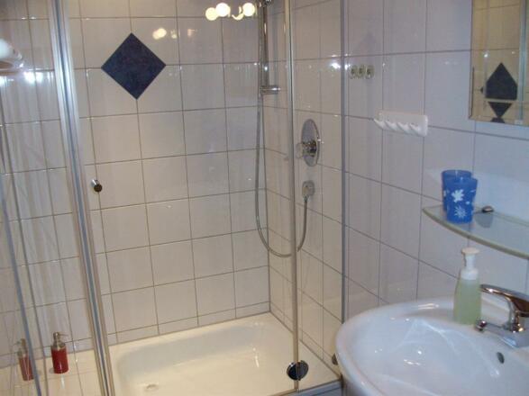 Dusche Wohnung Nr. 1