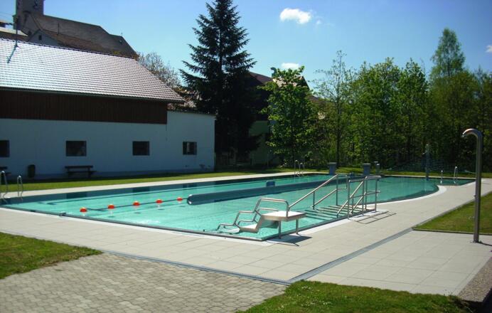 Beheiztes Freibad