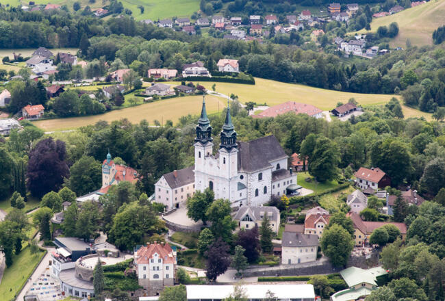 Wallfahrtsbasilika-P%c3%b6stlingberg-Linz_c_Linz-Tourismus Josipovic