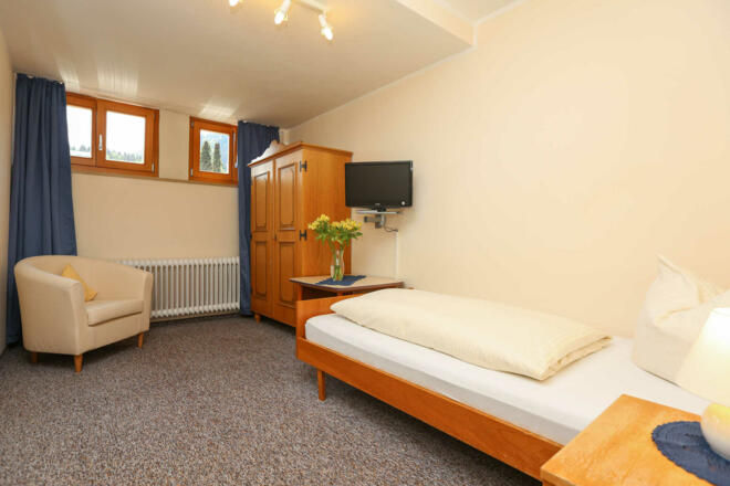 Einzelzimmer/Dachgescho?