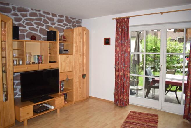 Wohnraum mit Terrasse