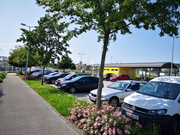 Park&amp;Ride Bahnstation Schulzentrum