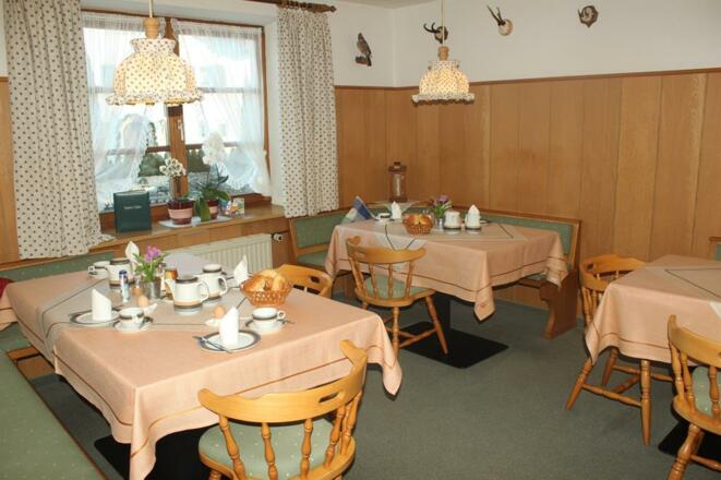 Frühstücksraum im Gästehaus Miller