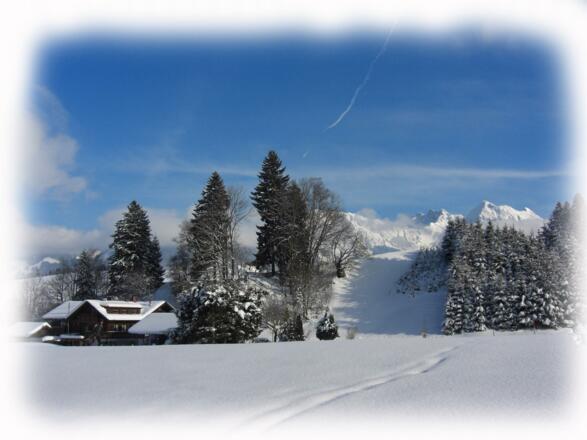 Hausansicht Winter von Westen - bearbeitet