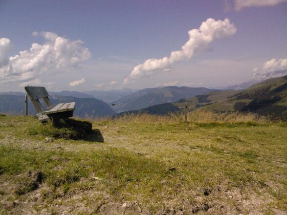Bank mit schöner Aussicht - Ebnerscharte