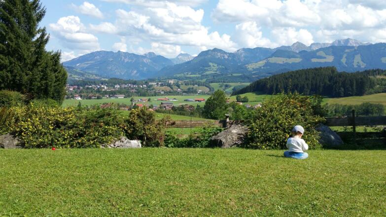 Ausblick vom Garten nach Sonthofen