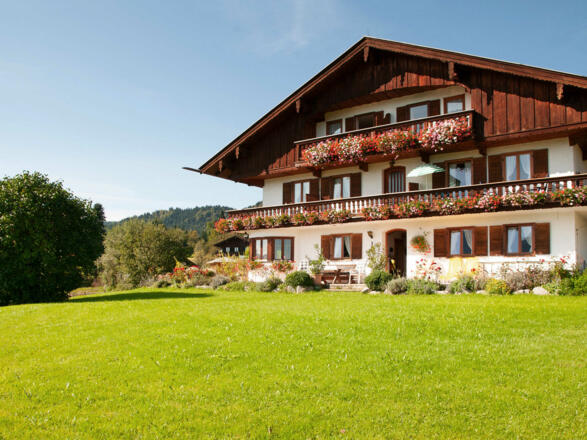 Gästehaus Unterreiterhof in Bad Wiessee - mit Traumblick über das Tegernseer Tal