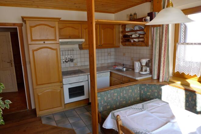 Küche und Essbereich der Ferienwohnung 1